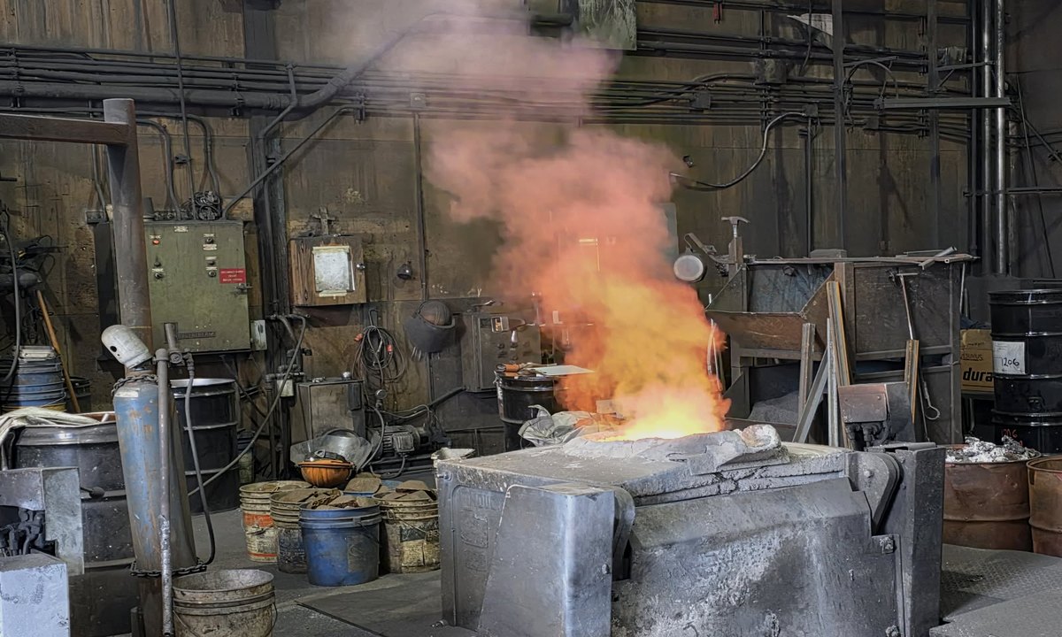 Melt furnace in production